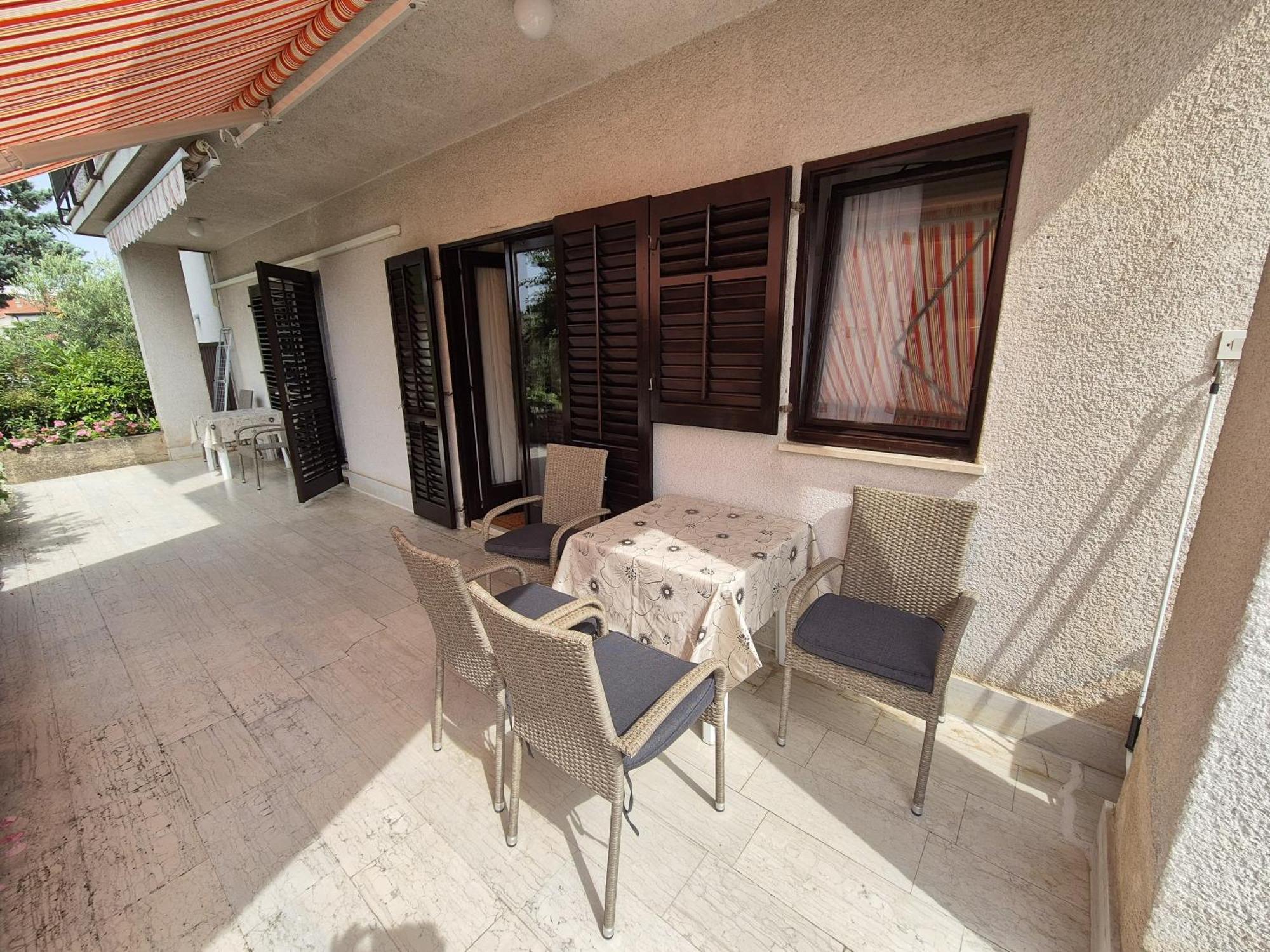 Krebel - Location 4minute Walk Beach, Strand, Apartamento